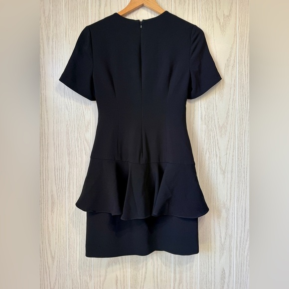 Cinq à Sept 5a7 Fontaine Dress Black Flounce Peplum Crepe Fabric Women's 4 EUC - Picture 6 of 6